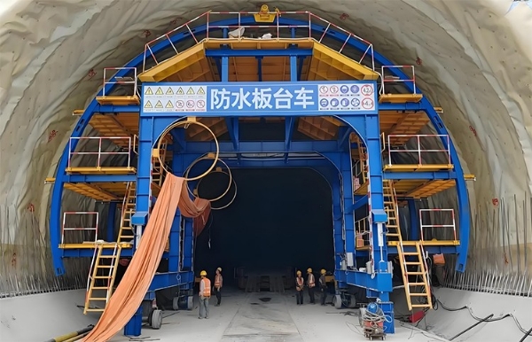 防水板臺(tái)車(chē)